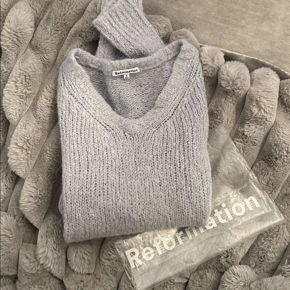 Reformation Wenda Lavender Sweater - Picture 7 of 10